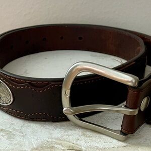 Realtree Men's Deer Conch Leather Belt / Dark Brown & Silver / Size 34